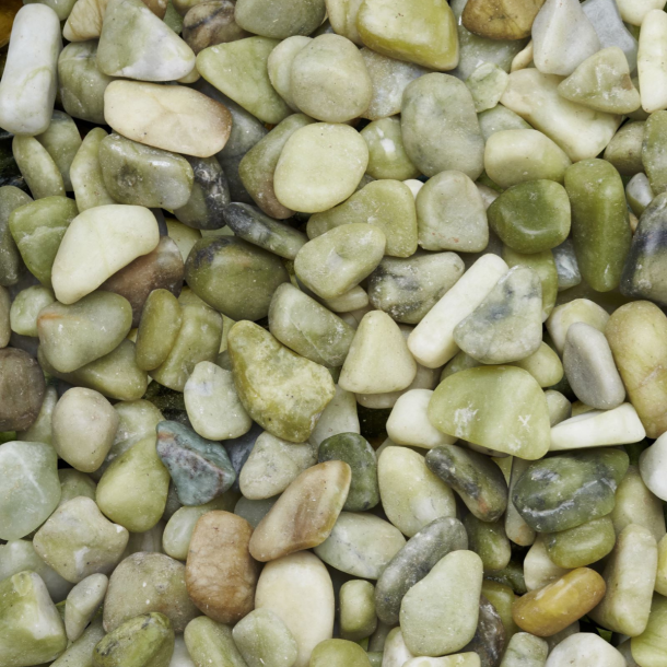 Jadegr�n pyntesten 8-15 mm 500 g