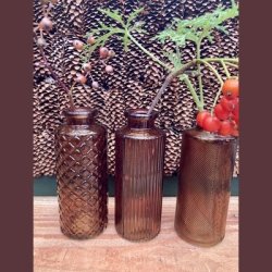 Glas vaser med m�nster 3 ass. brun 13,5 cm