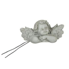 Poly Engel p� tr�d