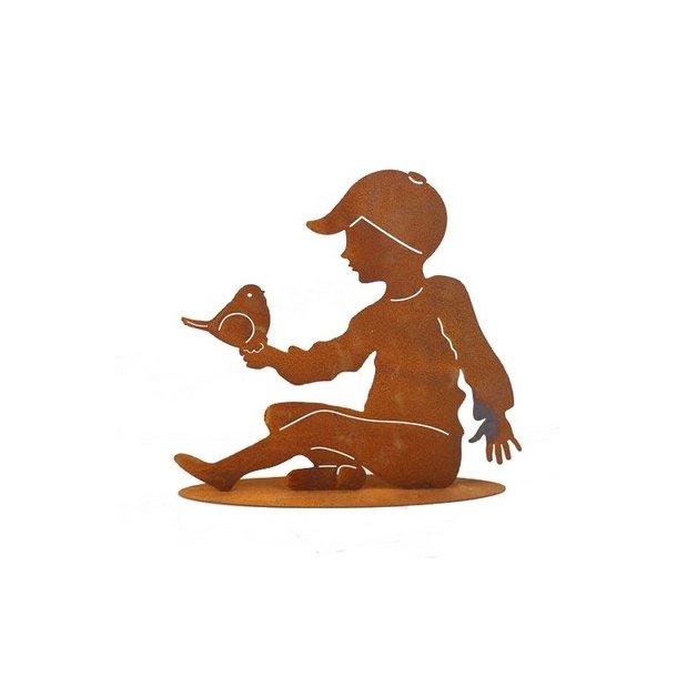 Dreng med fugl p� platte rust