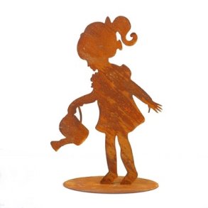 Pige med vandkande p� platte rust